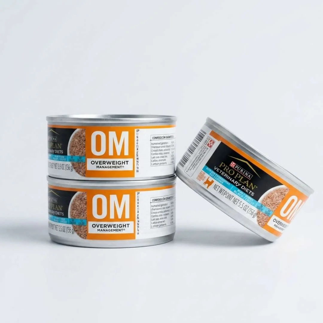 Pro Plan OM Feline lata húmeda veterinaria para control de peso en gatos